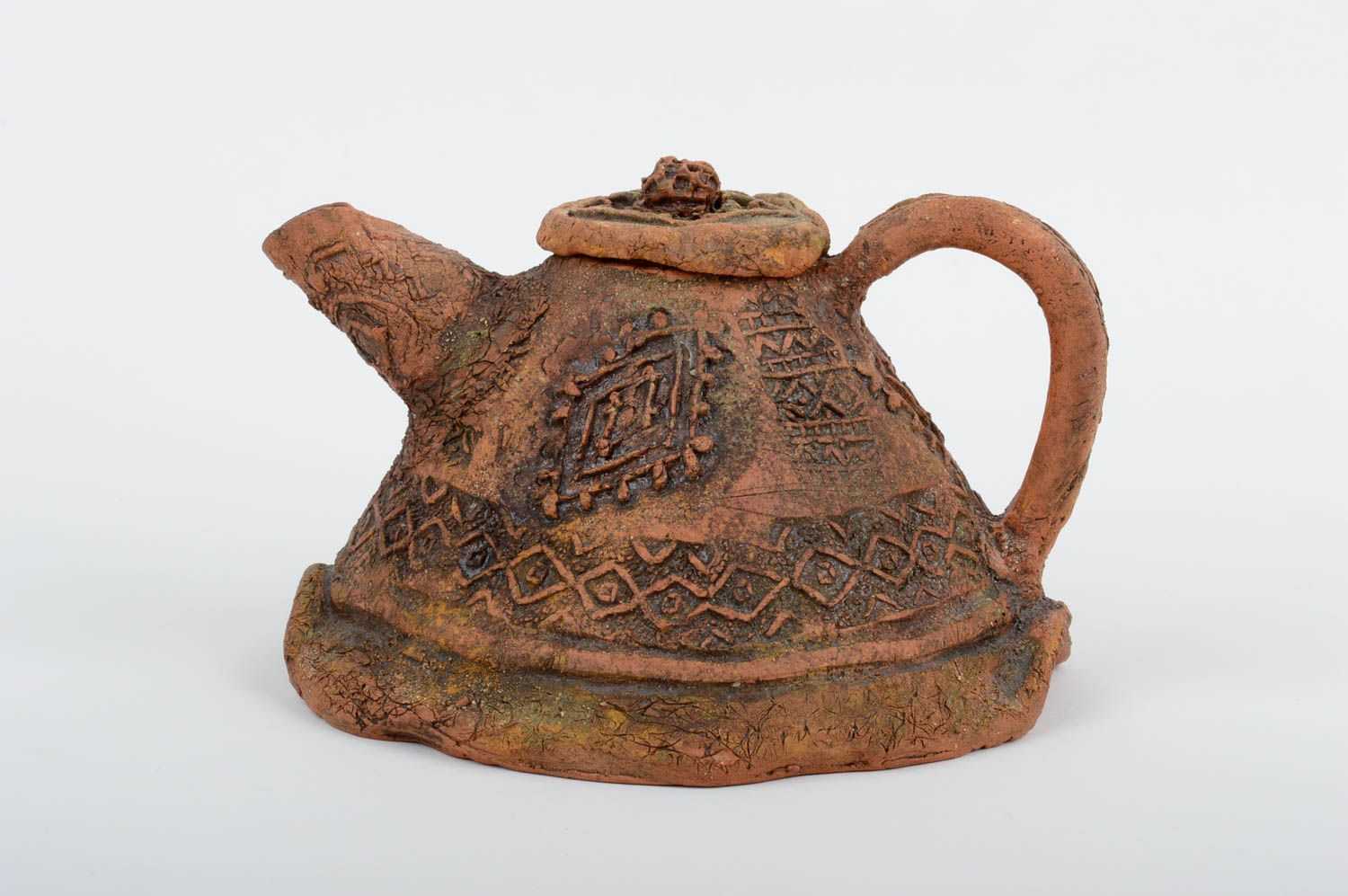 Самая древняя посуда. Древние чайники. Глиняный чайник. Чайник из глины. Древняя посуда.