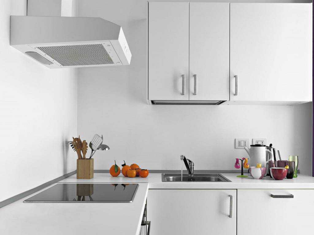Список популярных вытяжек для кухонь без отвода воздуха на 2022 год