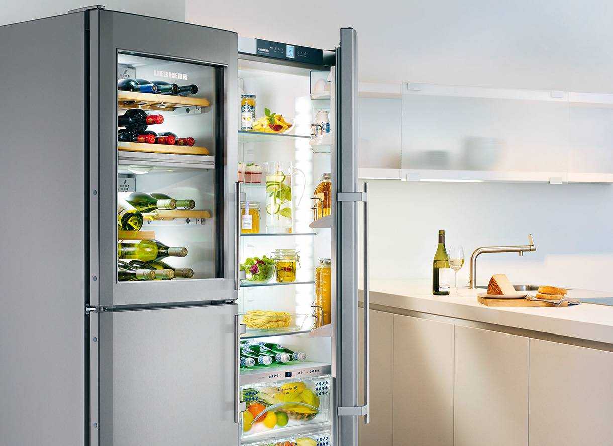 Холодильник либхер купить в спб. Холодильник Liebherr CBNPBE 5156. Liebherr холодильник двухдверный. Liebherr SBSES 8496. Холодильник Либхер двухдверный.