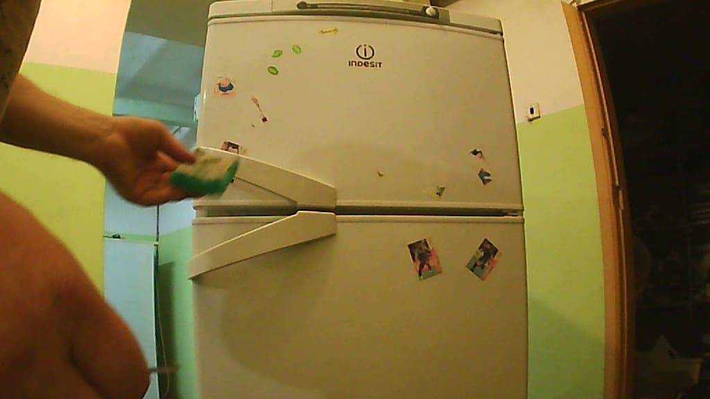 Чем снять и отмыть наклейку с холодильника - спроси у бывалых - страна мам