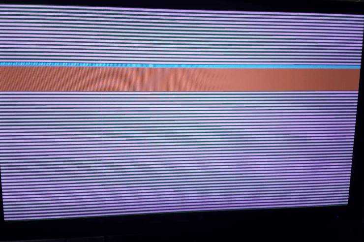 Горизонтальные и вертикальные полосы на экране телевизора, почему возникают помехи на экране телевизора и как убрать полосы светлые и темные разных цветов