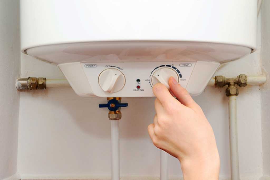 Как правильно отключить водонагреватель от электролюкс, термекс и аристон, нужно ли отключать на ночь, если дали горячую воду и вообще на зиму?